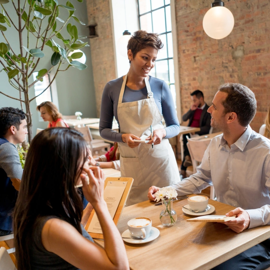 Histaminintoleranz und Restaurantbesuche: So klappt das Essen außer Haus